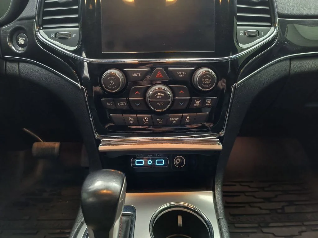 Used 2020 Slate Blue Pearlcoat Jeep Trailhawk image 27