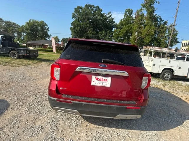 Used 2021 Red Ford XLT image 10