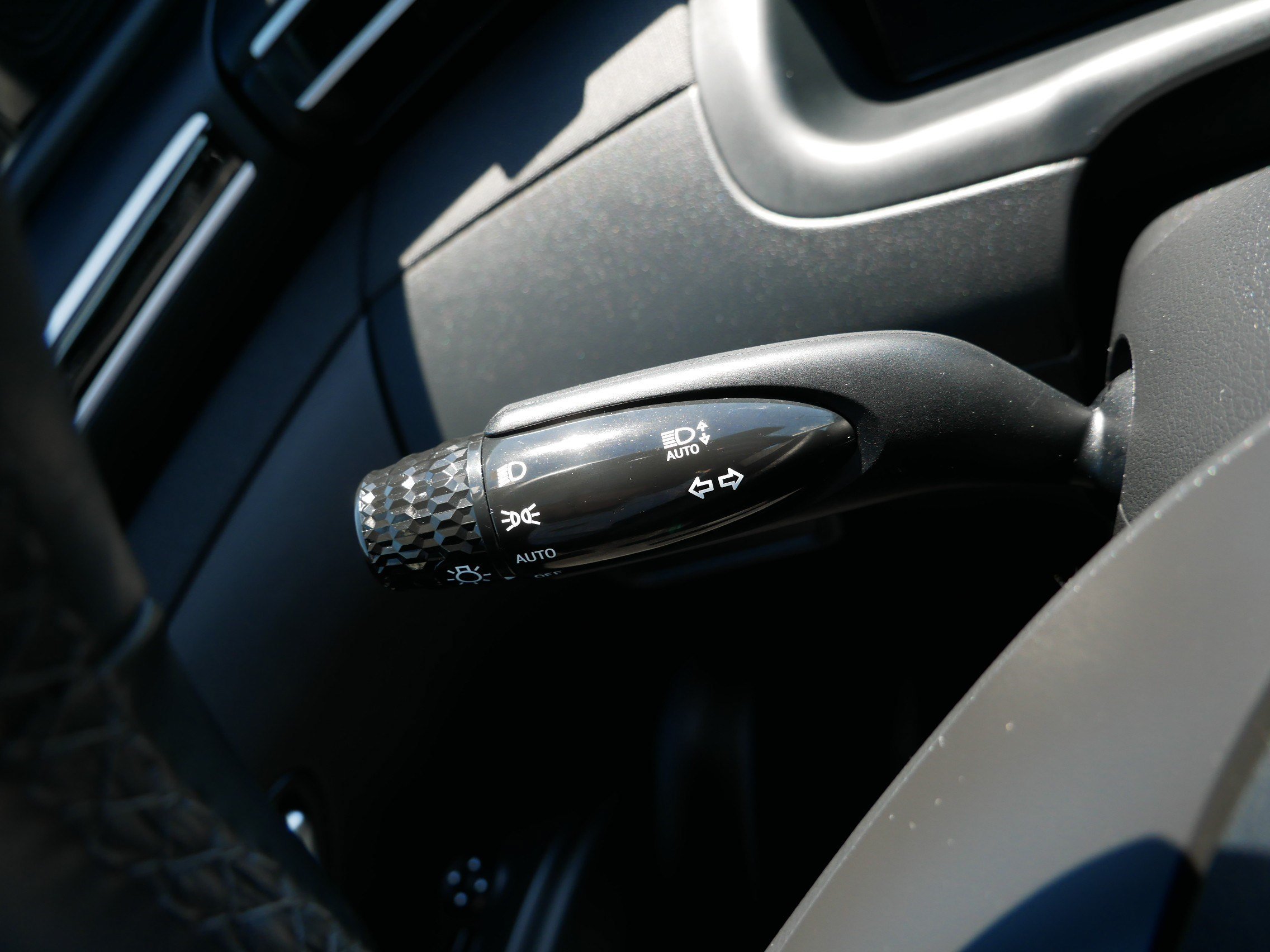 Certified Used 2023 Phantom Black Hyundai SEL image 32
