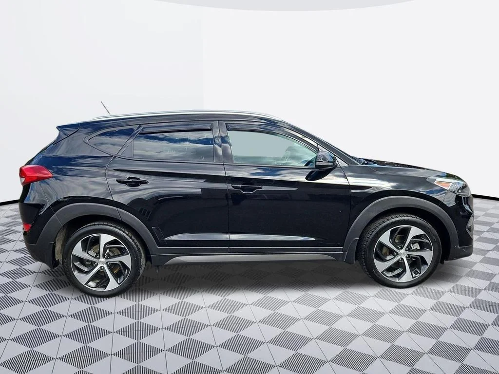 Used 2016 Ash Black Hyundai Sport image 7