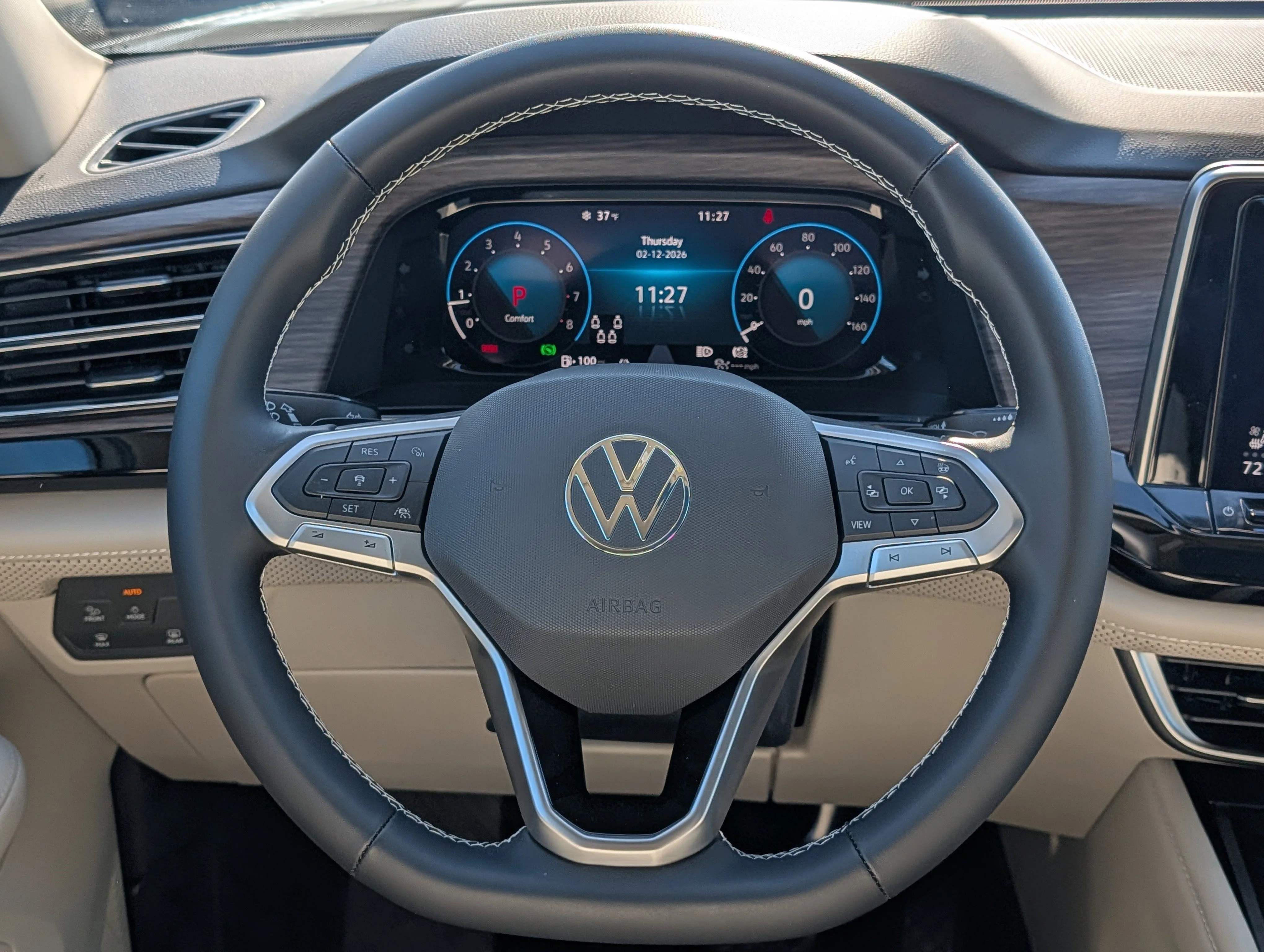 New 2026 Avocado Green Pearl Volkswagen 2.0T SEL image 9