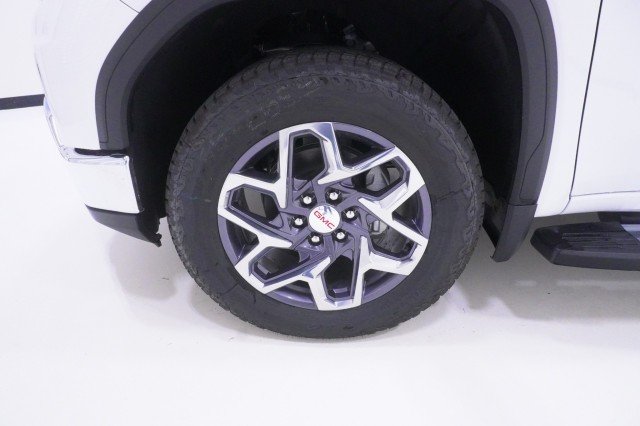 2026 GMC Sierra 1500 SLT - Photo 14