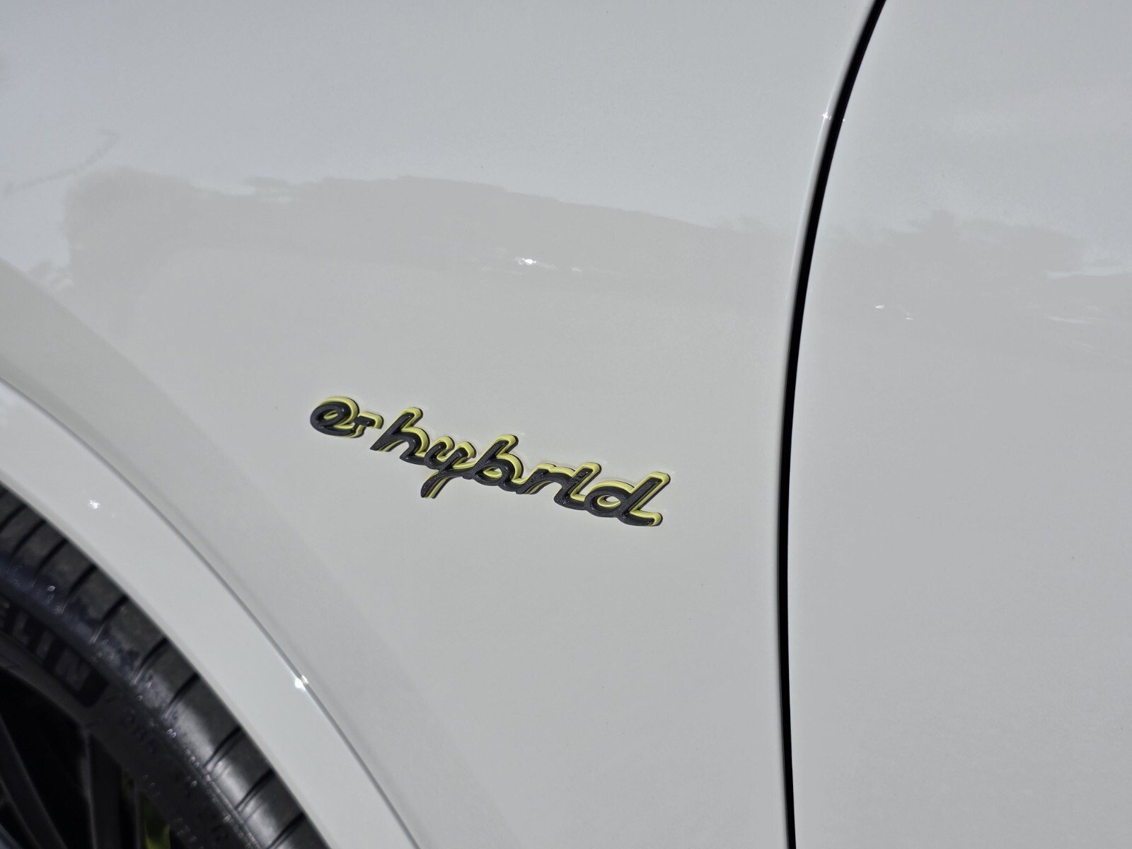 Used 2021 Chalk Porsche Turbo S E-Hybrid image 17