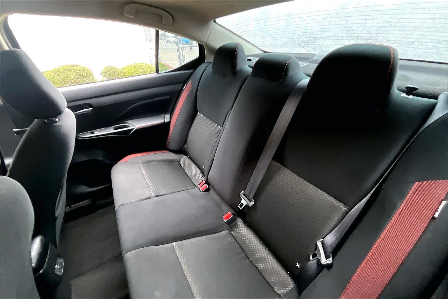 Used 2025 Super Black Nissan SR image 18
