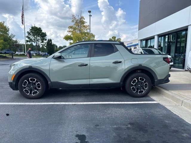 Used 2022 Green Hyundai SEL image 2