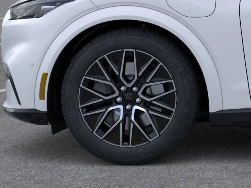 New 2025 White Ford Premium image 20
