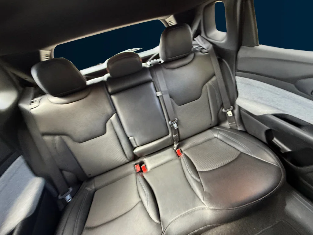 Used 2024 Gray Jeep Latitude image 18