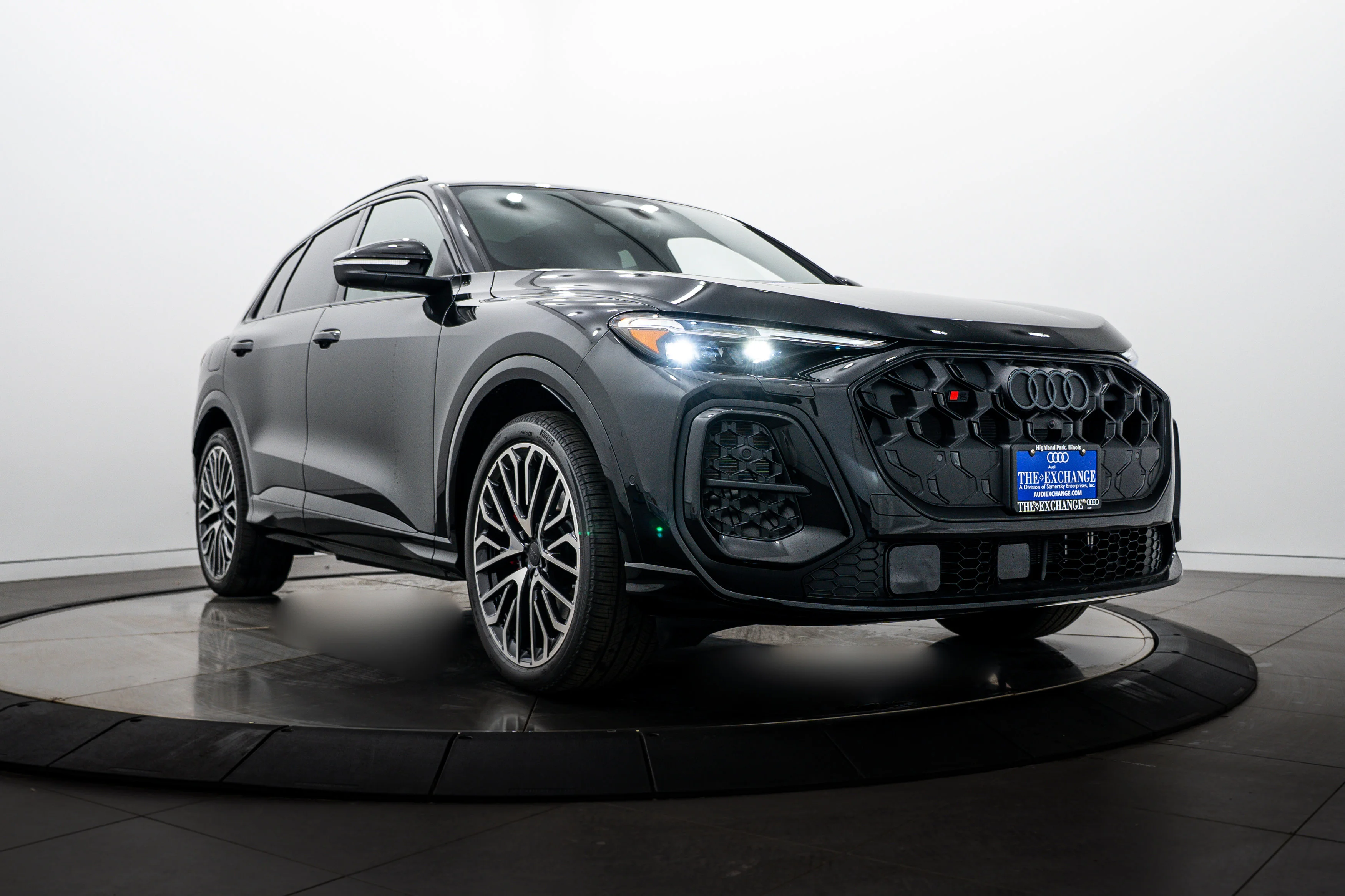 2026 Audi SQ5 Premium Plus quattro's photo