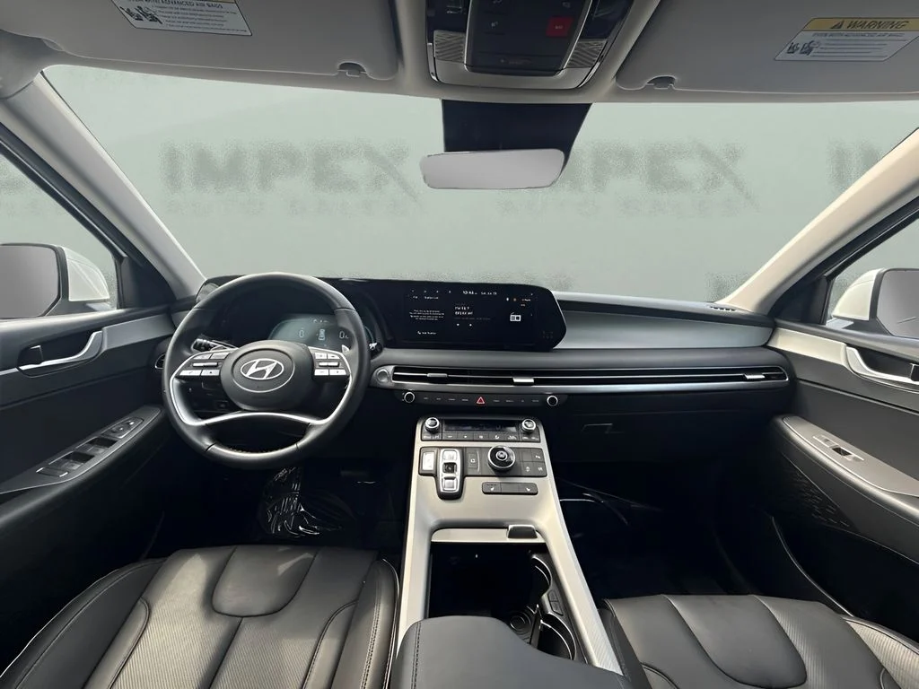 Used 2025 White Hyundai SEL image 8