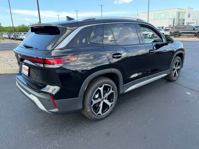 New 2026 Black Volkswagen 2.0T SE image 7