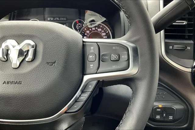 2025 RAM 2500 Big Horn - Photo 15