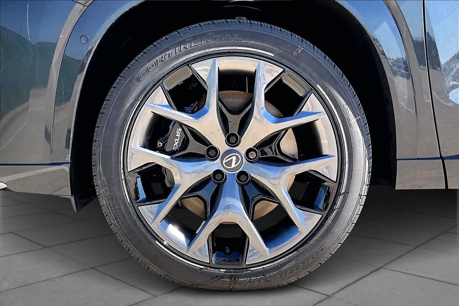 2026 Lexus TX 500h F-Sport Premium - Photo 21