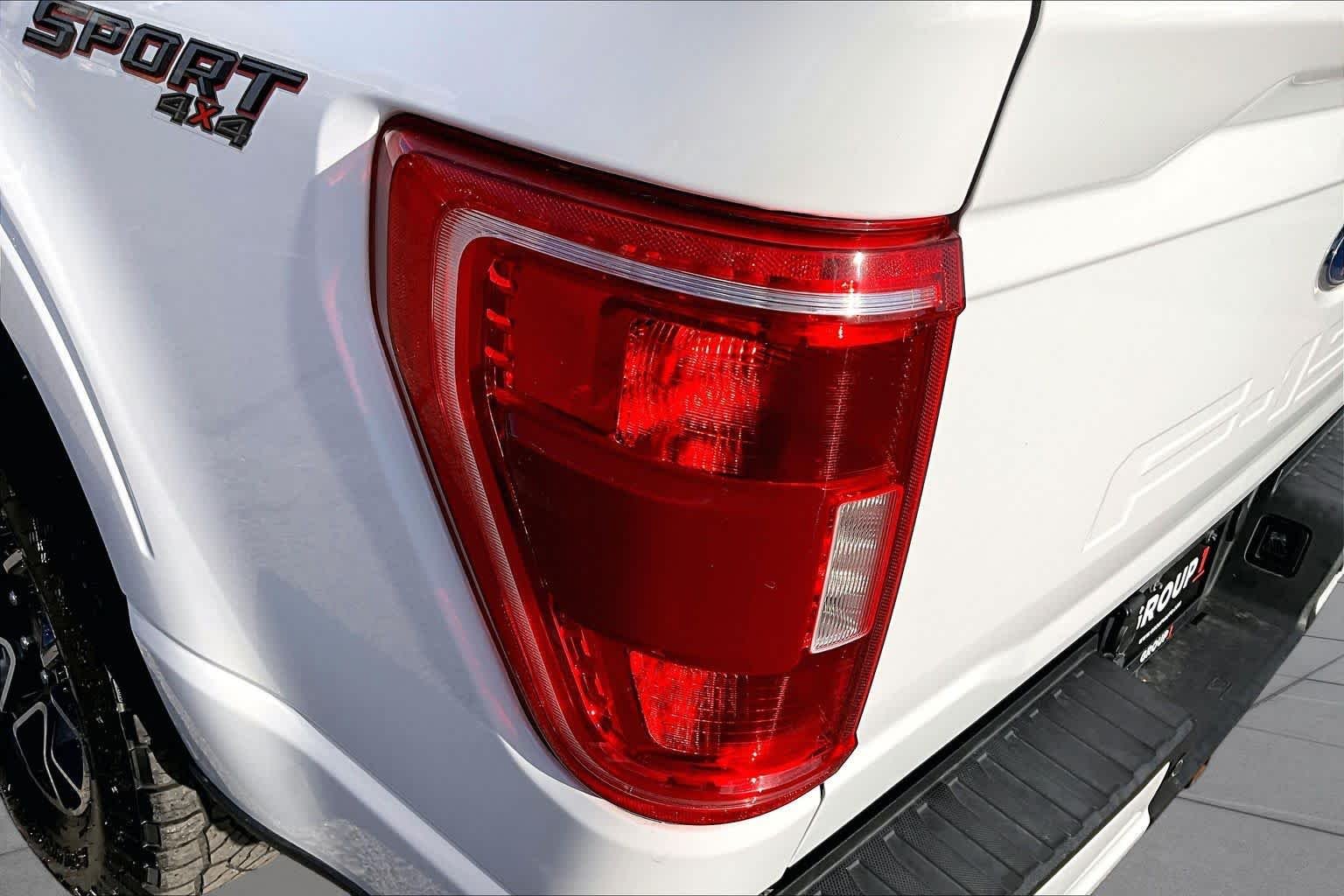 Used 2021 Oxford White Ford XLT image 29