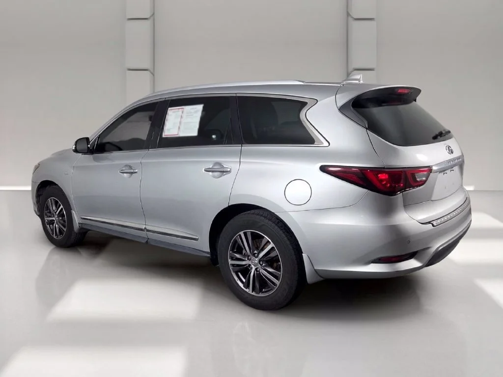 Used 2019 Liquid Platinum INFINITI LUXE image 6