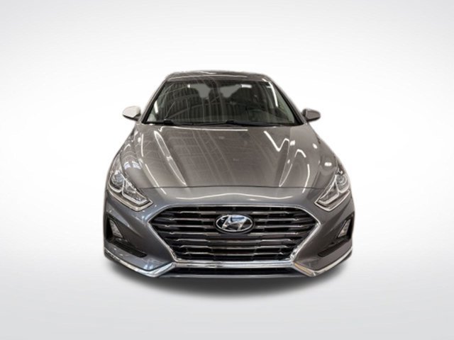 Used 2019 Hyundai Sonata SE with VIN 5NPE24AF8KH817877 for sale in Westlake, OH