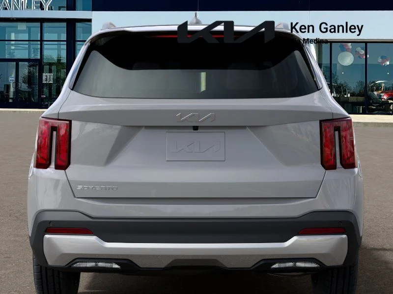 New 2026 Wolf Gray Kia S image 13