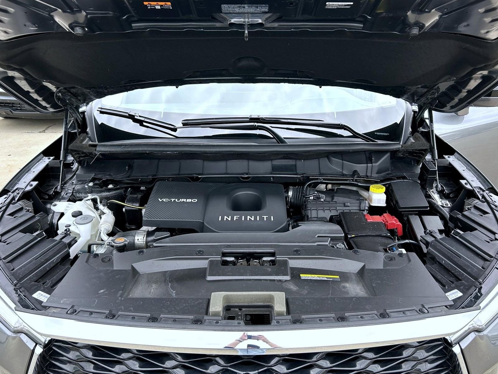 Certified Used 2025 Gray INFINITI PURE image 27