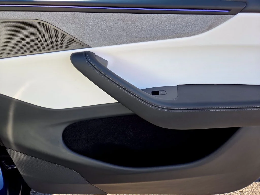 Used 2026  Tesla Long Range image 21