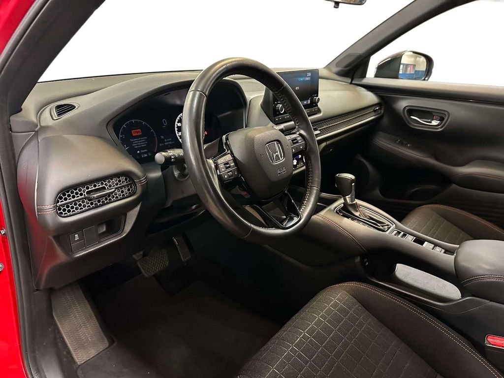 Used 2024  Honda Sport image 14
