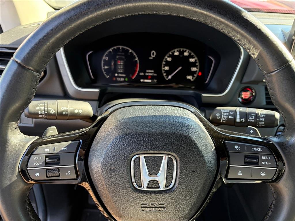 Used 2024 Modern Steel Metallic Honda EX-L w/Rear Captain