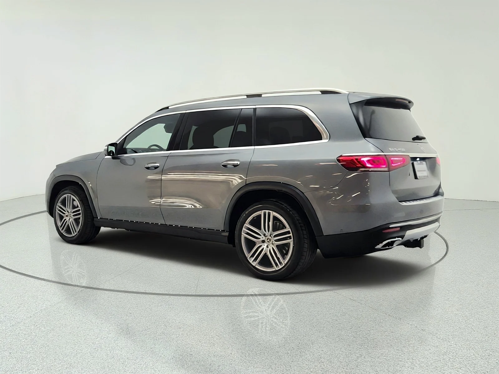 Used 2021 Selenite Grey Metallic Mercedes-Benz GLS 450 4MATIC® SUV image 7