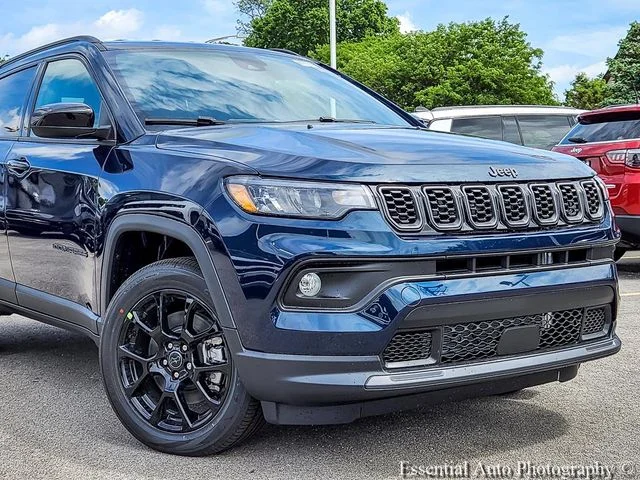 New 2026 Fathom Blue Pearl-Coat Exterior Paint Jeep Latitude image 2