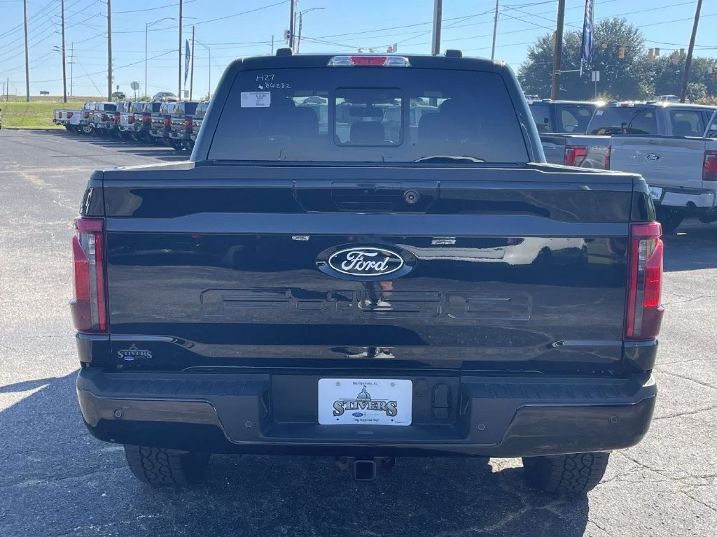 New 2026 Black Ford XLT image 4