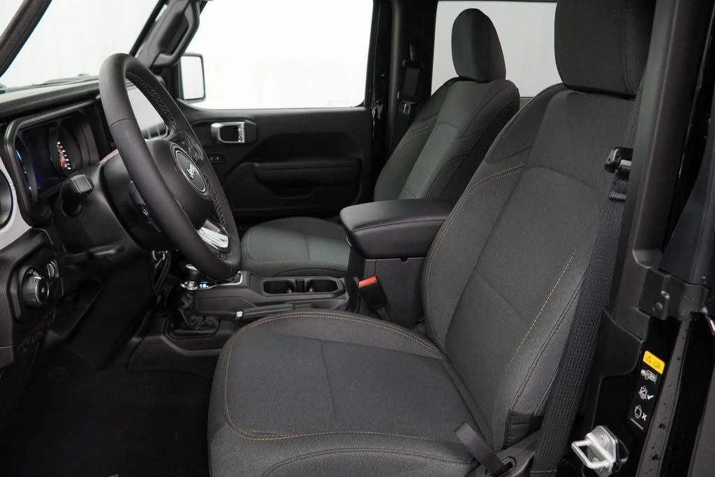 New 2026 Black Clear-Coat Exterior Paint Jeep Sport S image 15