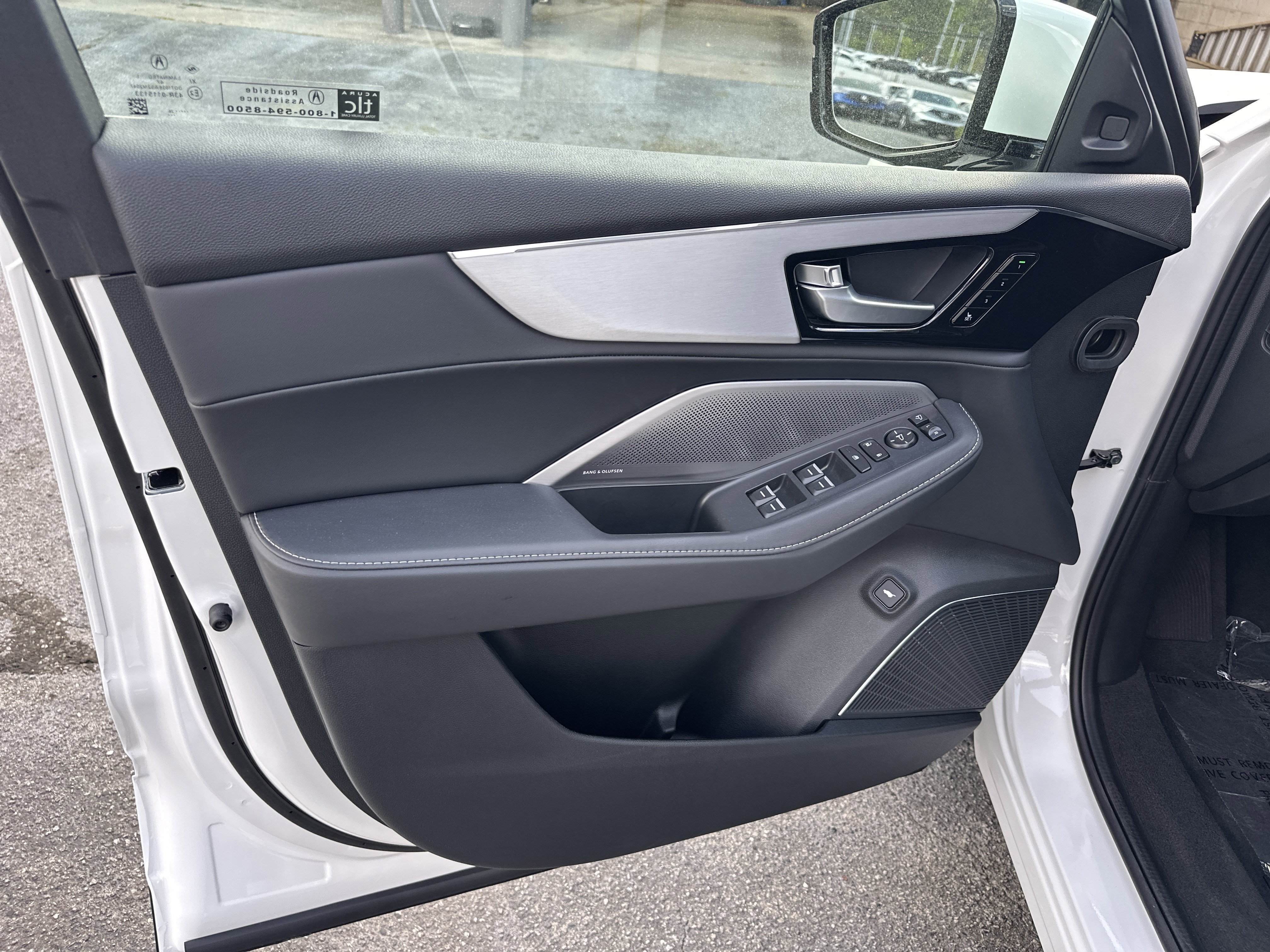 New 2026 Platinum White Pearl Acura w/Technology Package image 10