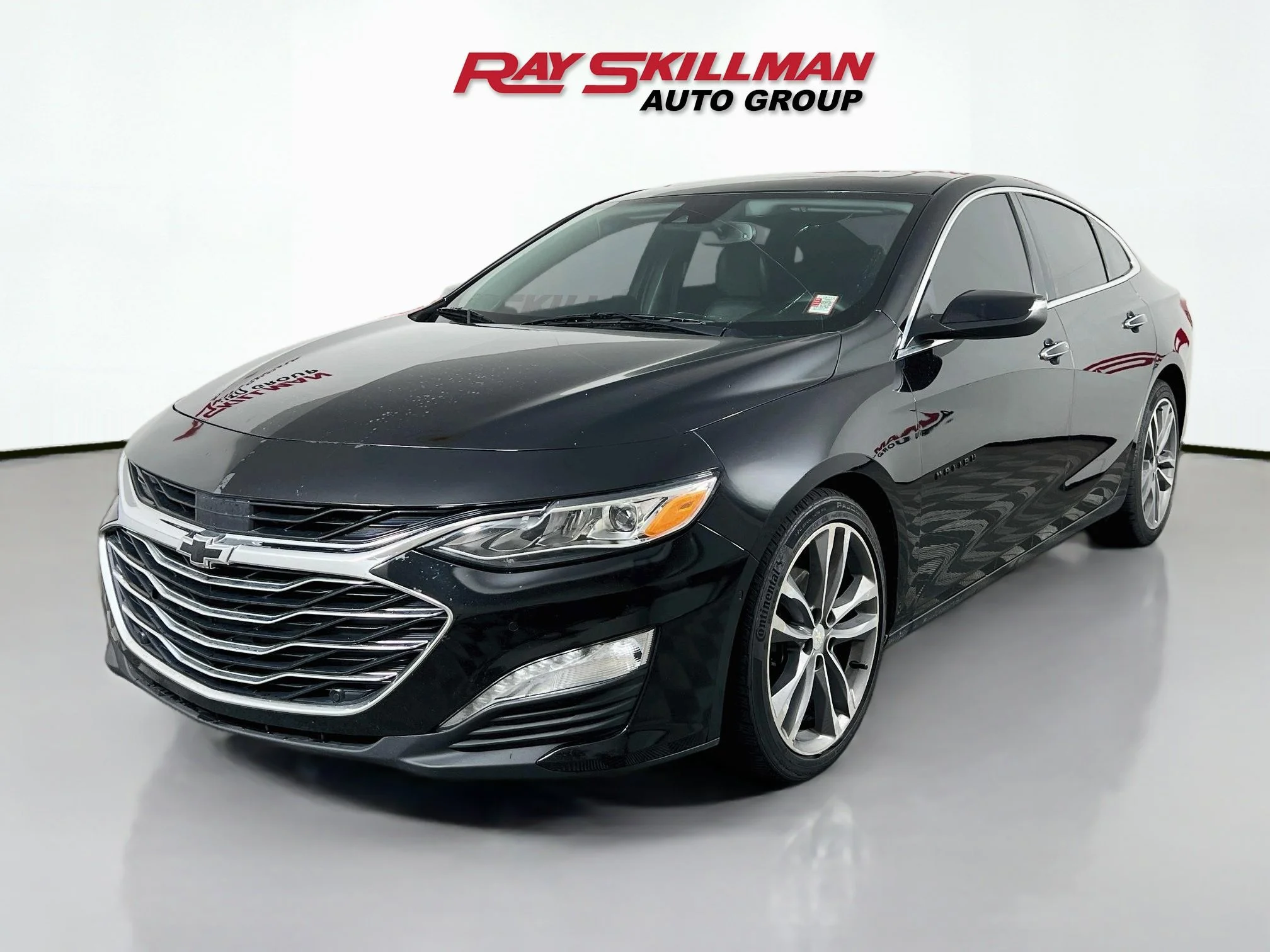 Used 2020 Mosaic Black Metallic Chevrolet PREMIER image 3