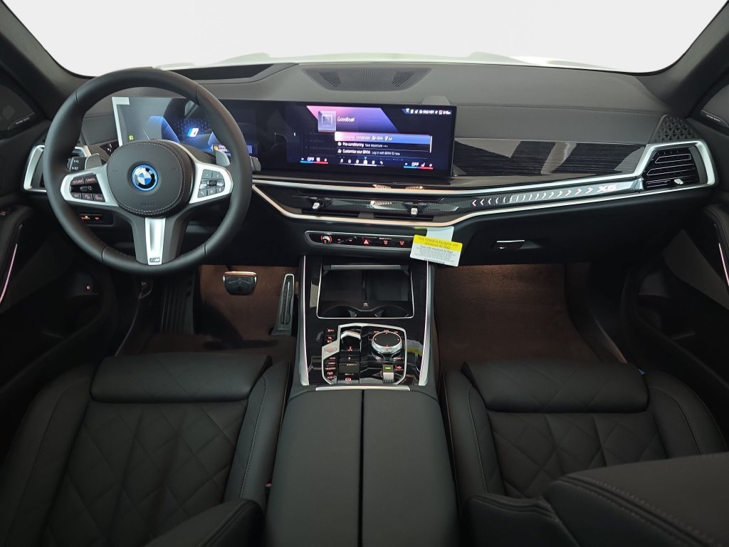 New 2026 Alpine White BMW xDrive50e image 10