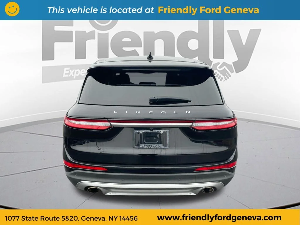 Used 2023 Infinite Black Metallic Lincoln Standard image 6
