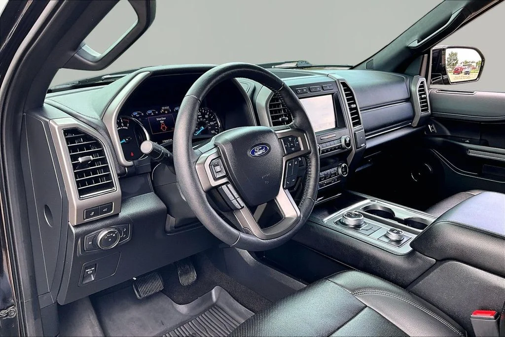 Certified Used 2020 Agate Black Metallic Ford XLT image 14