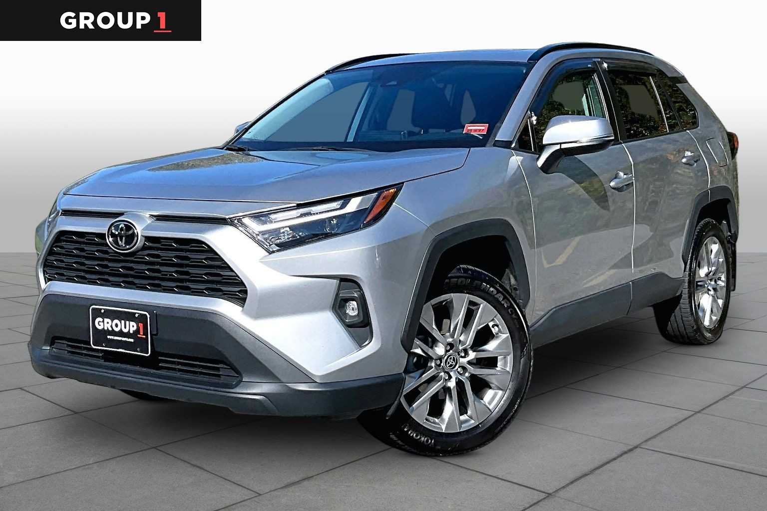 2022 Toyota RAV4 XLE Premium