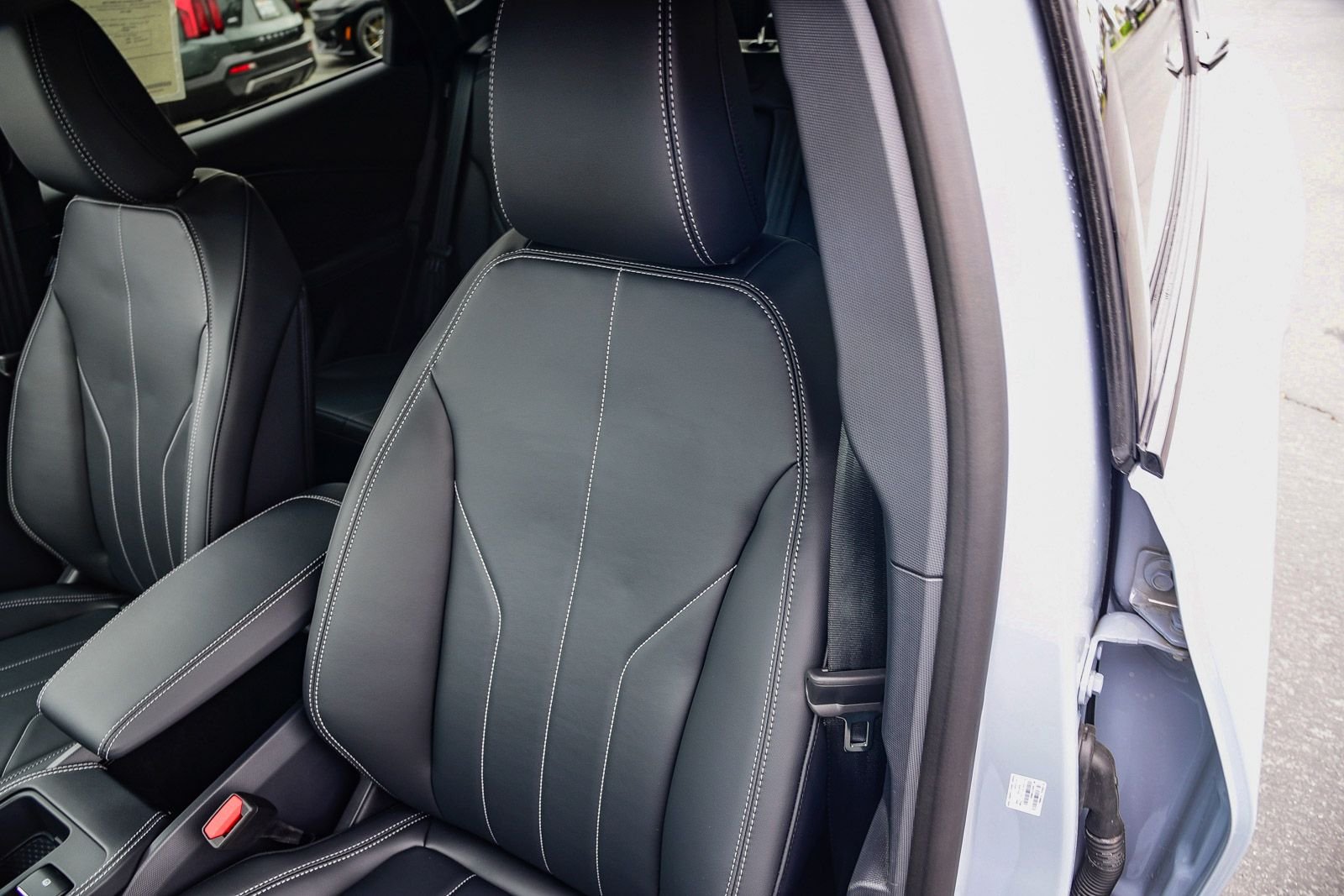 New 2026 Glacier Gray Metallic Tri-coat Ford Select image 21