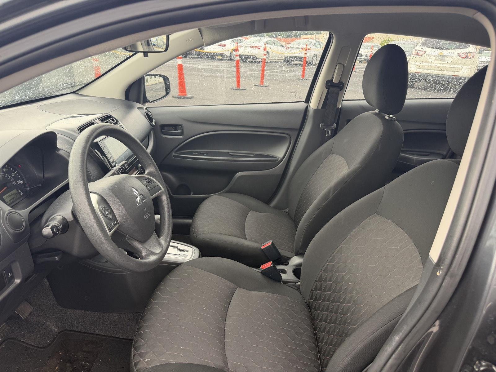 Used 2024  Mitsubishi ES image 11