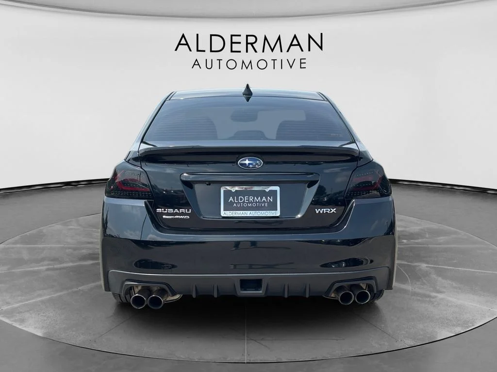 Used 2018 Black Subaru Base image 4