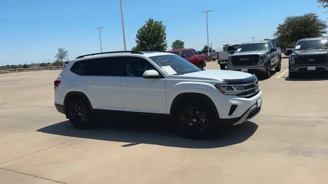 Used 2023 Volkswagen Atlas SE w/Tech with VIN 1V2JR2CA1PC547151 for sale in Waxahachie, TX