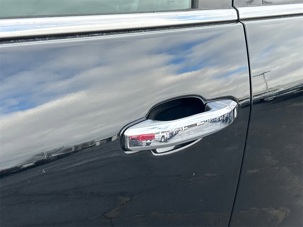 2015 CHEVROLET SILVERADO - Image 13