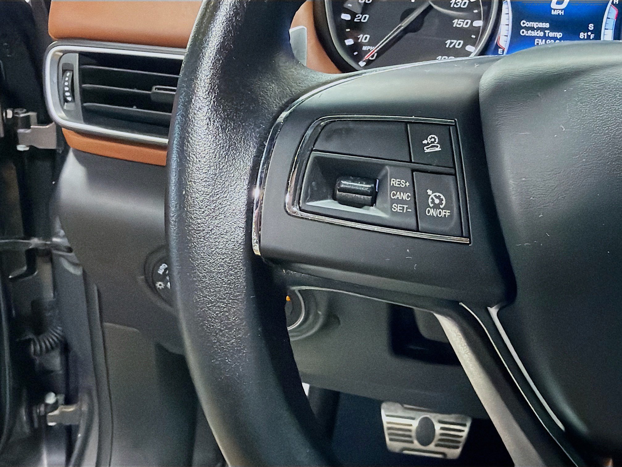 Used 2018 Gray Maserati GranLusso image 36