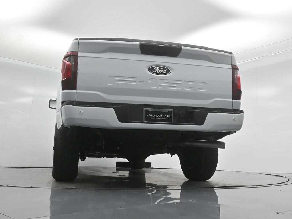 New 2026 White Ford XLT image 44