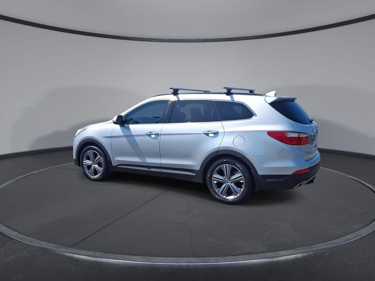 Used 2016 Circuit Silver Hyundai SE image 6