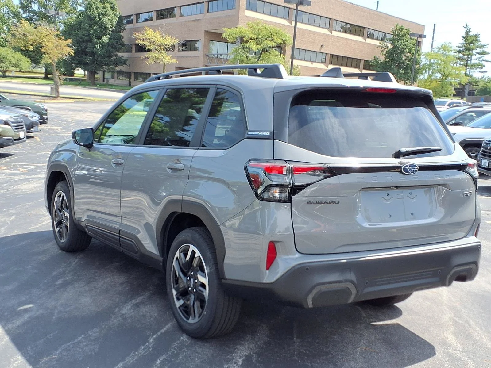 New 2026 RIVER ROCK PEARL Subaru Limited Hybrid image 2