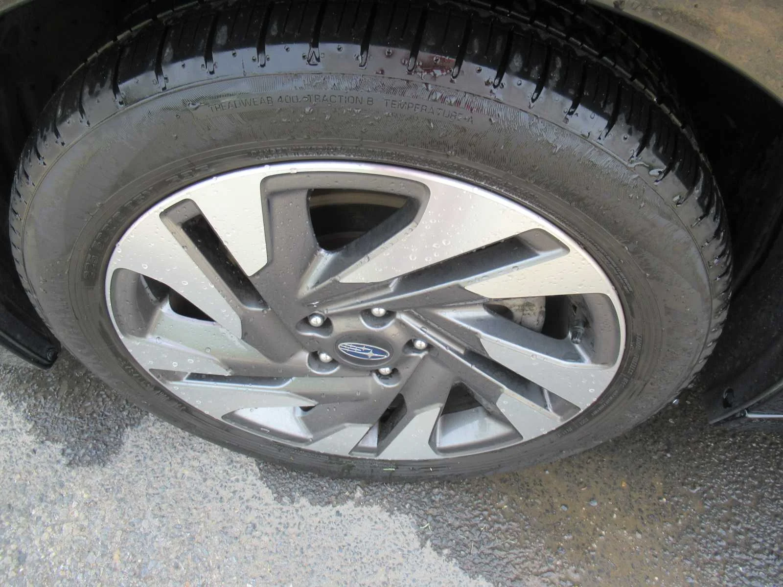 Used 2024 Crystal Black Silica Subaru Limited image 12