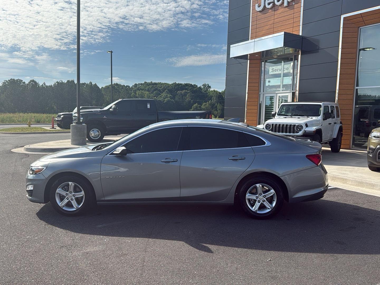 Used 2024 Sterling Gray Metallic Chevrolet LT image 8