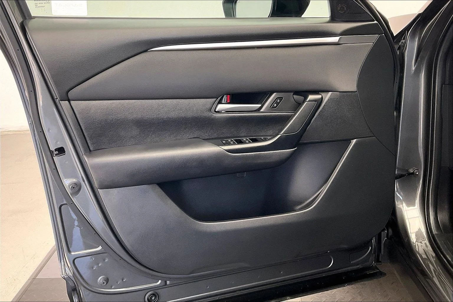 Used 2023 Machine Gray Metallic Mazda 2.5 S Preferred Plus Package image 26