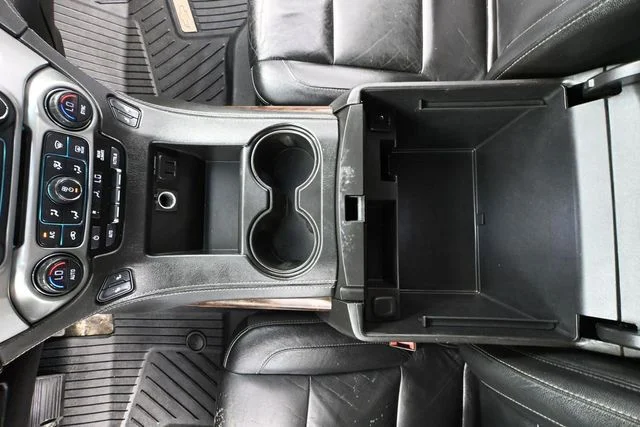 Used 2018 Black Chevrolet LT image 35