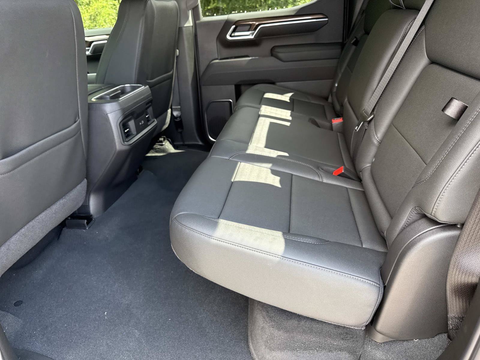 2026 Chevrolet Silverado 1500 LT Trail Boss - Photo 10