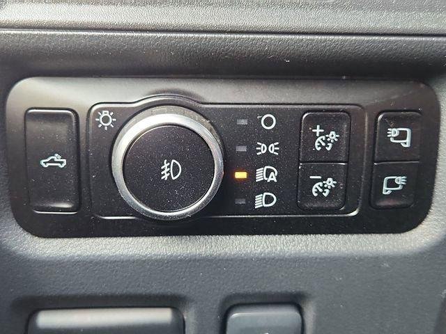 Used 2025 Gray Ford LARIAT image 18