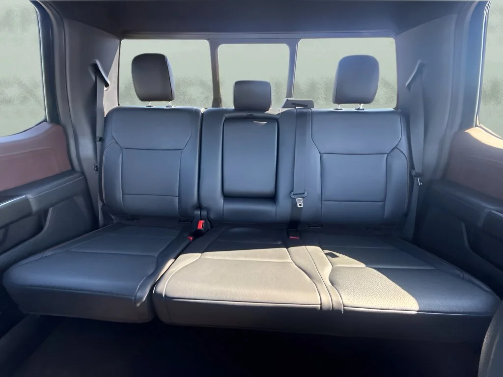 Used 2022 Black Ford Lariat image 10